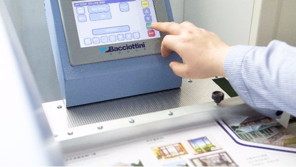 如何解決印刷品的色差？？？-古得堡印刷